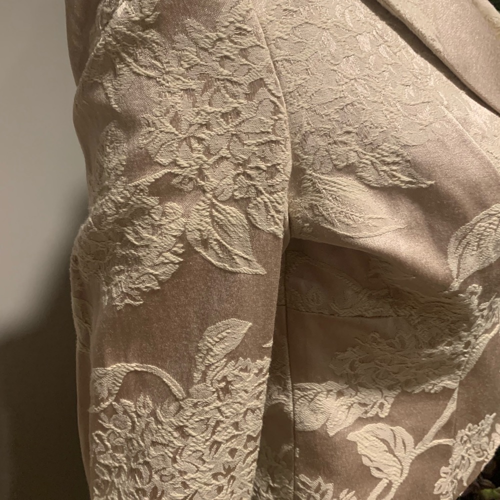 Bebe tan jacket - Picture 4 of 11